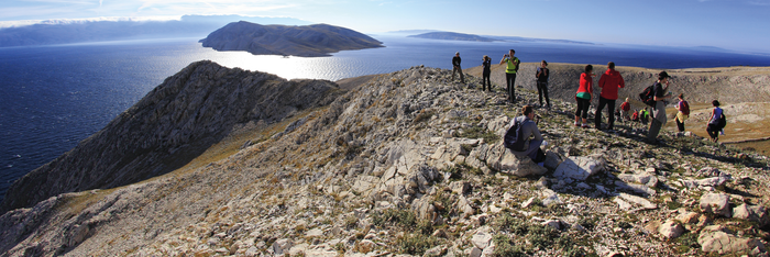 Karstfelsen, Schmugglerweg & Enzian – von der Adria in die Alpen