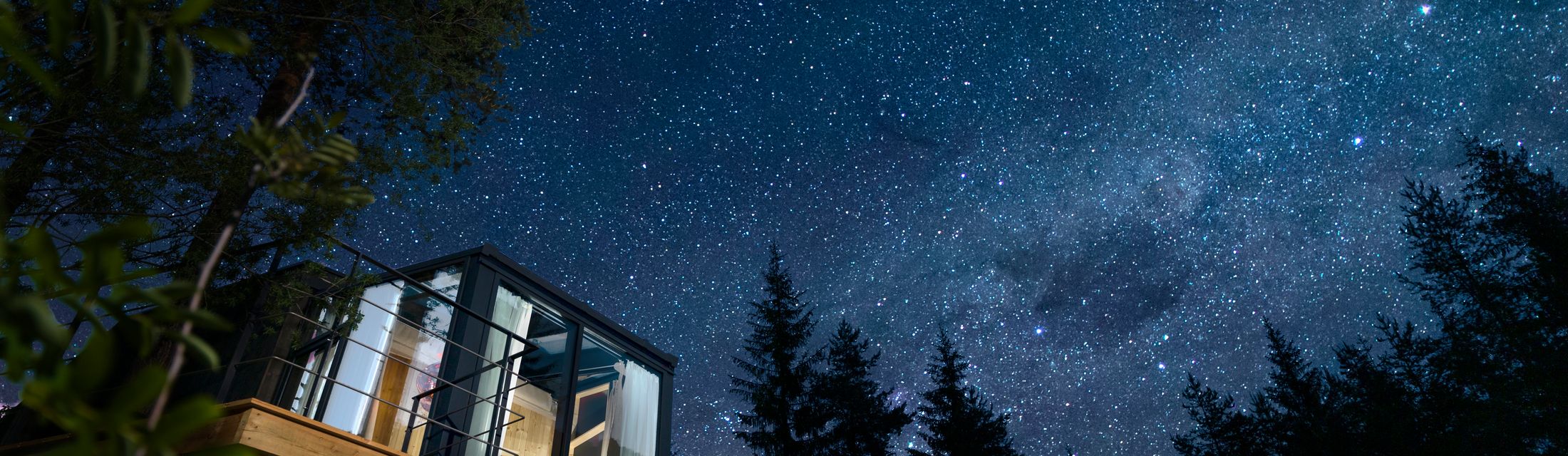 Himmelbett reloaded: Sternezählen im Glas Cube Himmelbett reloaded: Sternezählen im Glas Cube