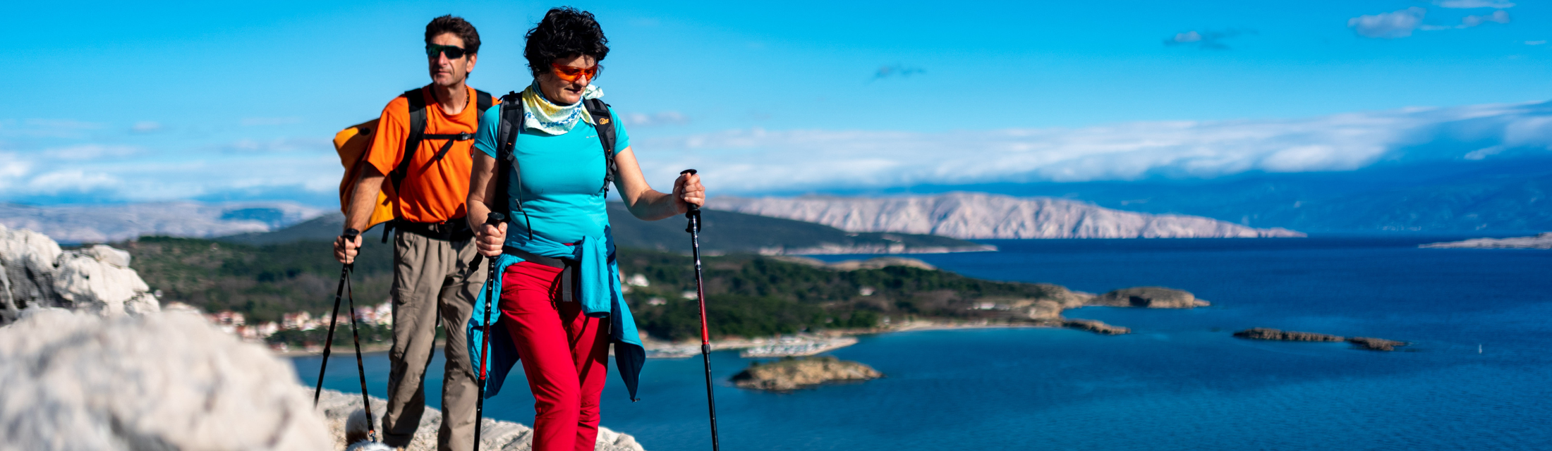 Karstfelsen, Schmugglerweg & Enzian – von der Adria in die Alpen Karstfelsen, Schmugglerweg & Enzian – von der Adria in die Alpen